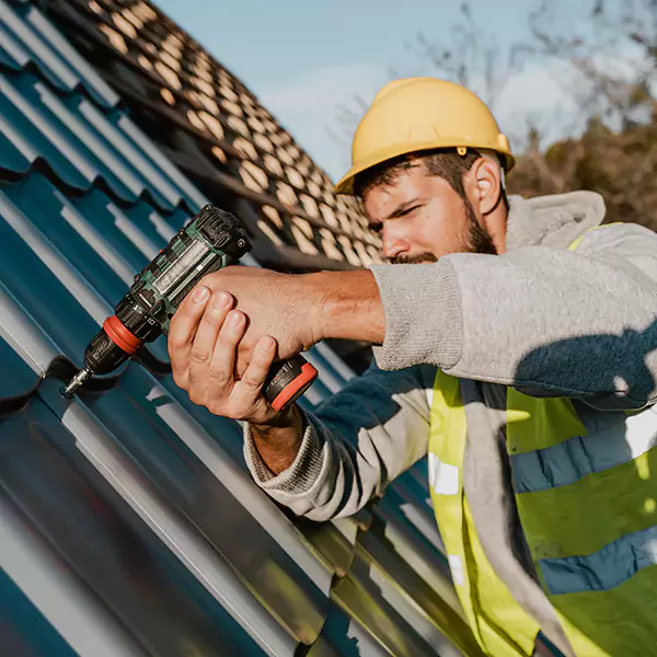 Why Chula Vista Homeowners Choose Chula Vista Roofing Pro for Steel Roof Repair Service?